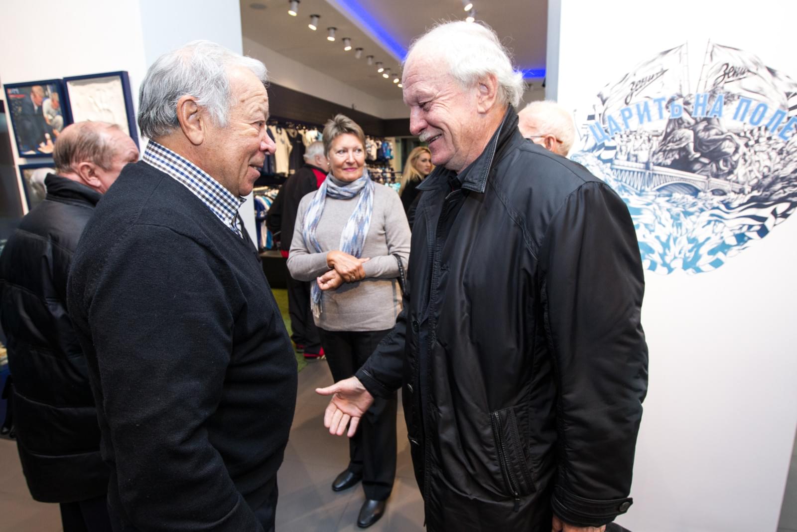 Открытие выставки к юбилею Станислава Завидонова