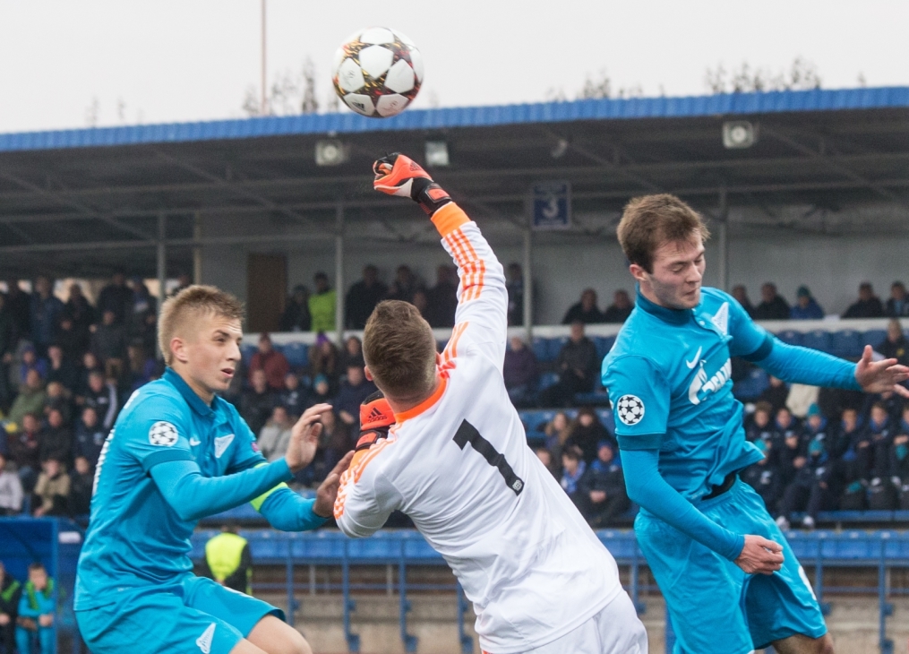 Юношеская Лига чемпионов УЕФА, 2014/15, «Зенит» — «Байер»