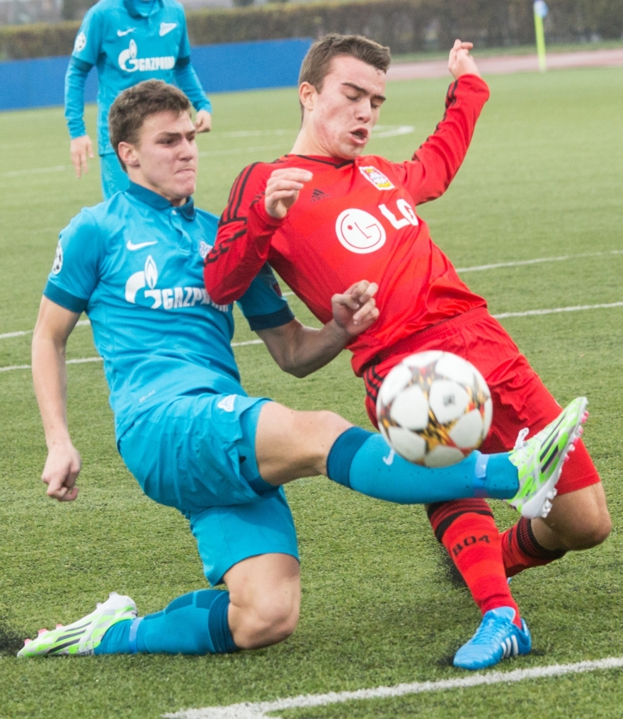 Юношеская Лига чемпионов УЕФА, 2014/15, «Зенит» — «Байер»