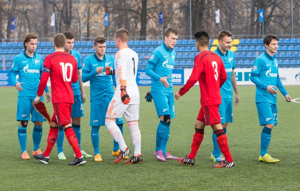 Юношеская Лига чемпионов УЕФА, 2014/15, «Зенит» — «Байер»