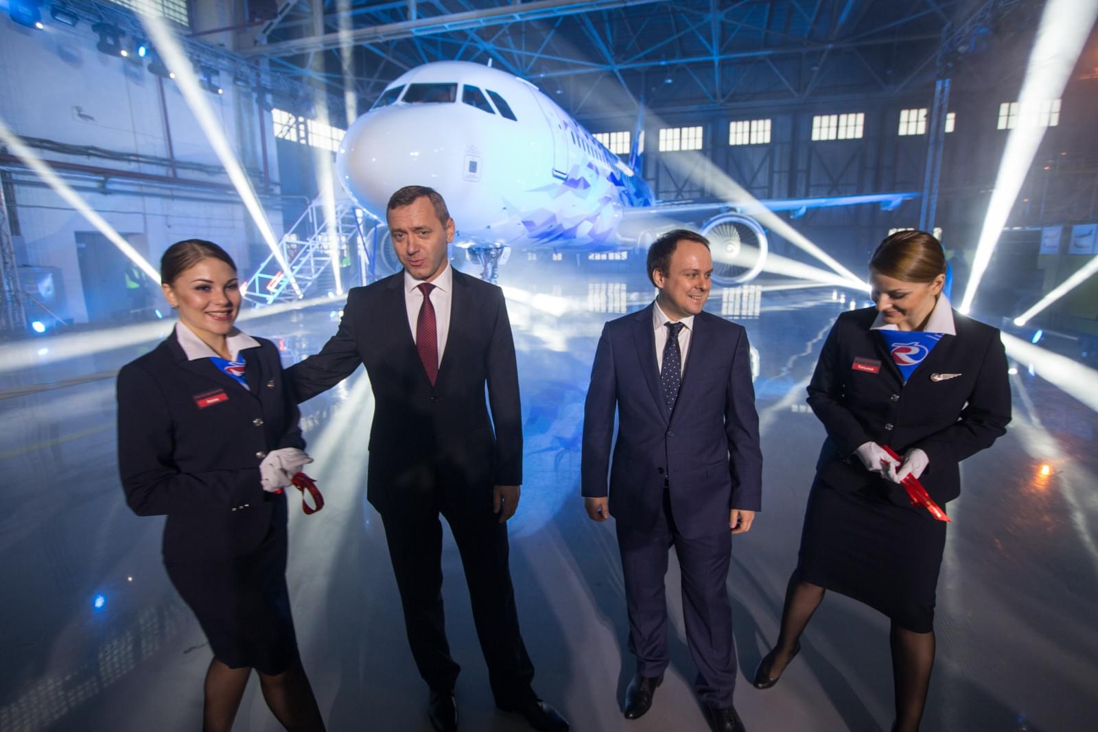 Авиакомпания «Россия» и «Зенит» представили  клубный самолет