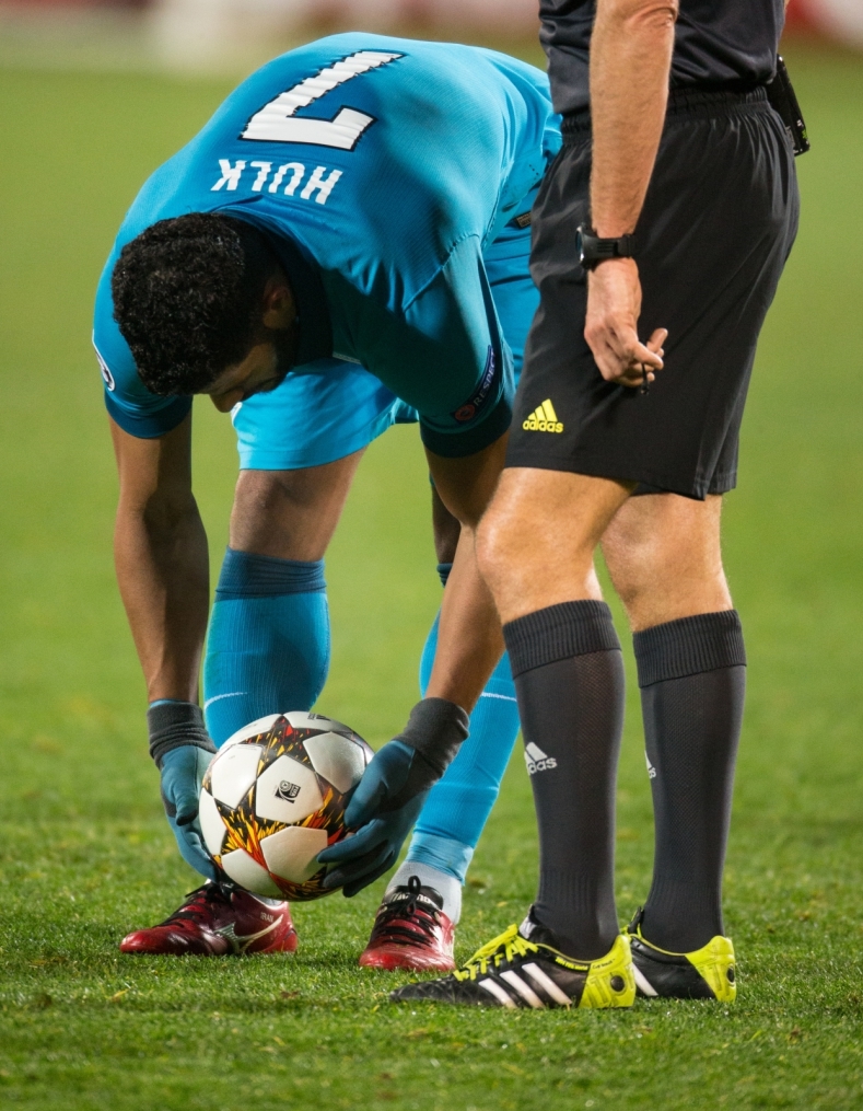 Лига Чемпионов УЕФА 2014/2015, «Зенит» — «Бенфика»