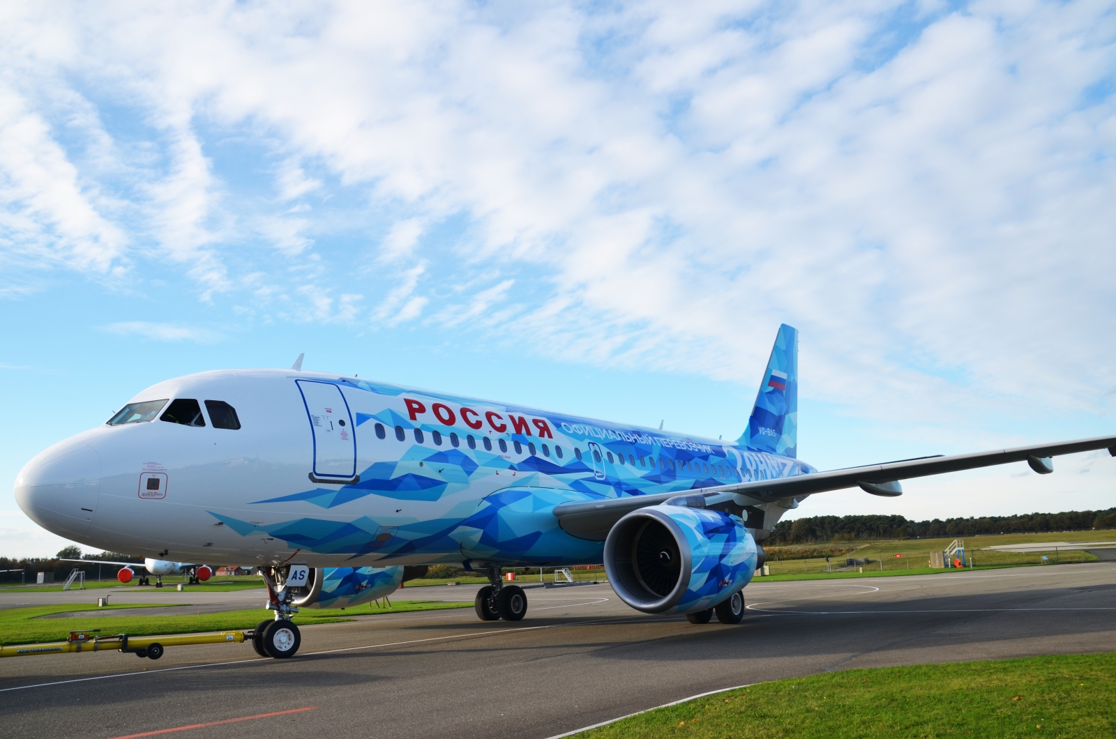 «Россия» перекрасила Airbus в цвета «Зенита»