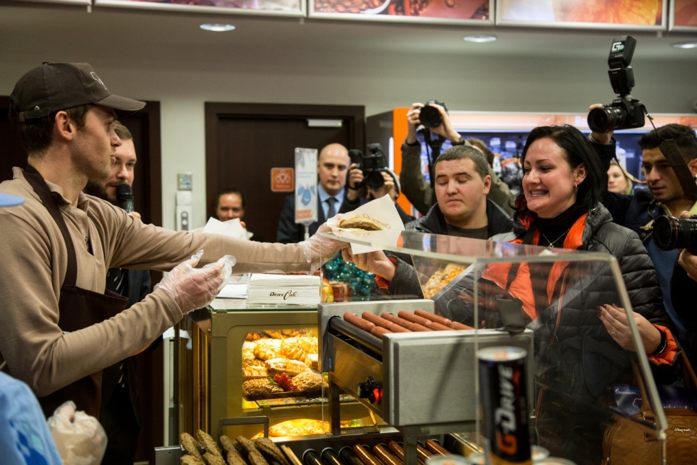 Николас Ломбертс и Юрий Лодыгин в акции «Газпром-нефть» — «Звездный шеф-повар»