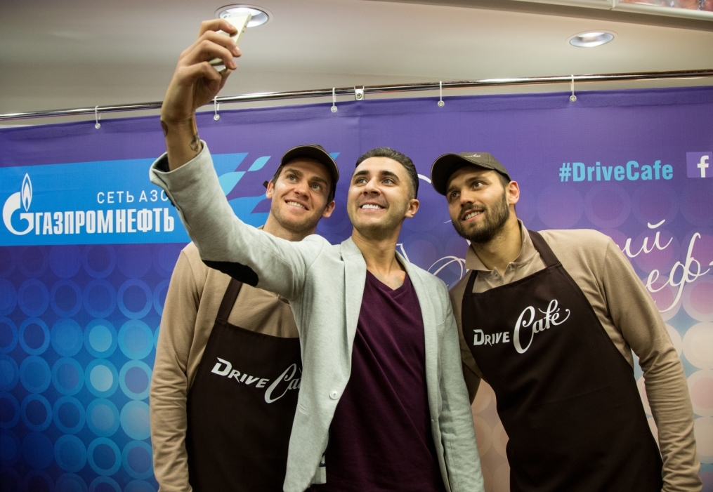 Николас Ломбертс и Юрий Лодыгин в акции «Газпром-нефть» — «Звездный шеф-повар»