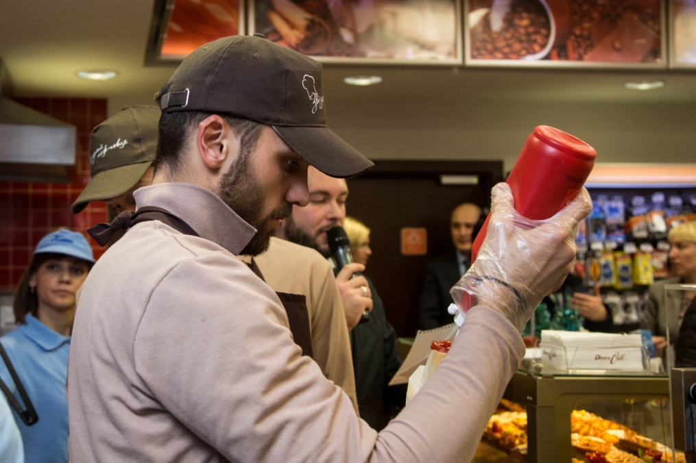 Николас Ломбертс и Юрий Лодыгин в акции «Газпром-нефть» — «Звездный шеф-повар»