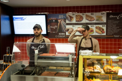 Николас Ломбертс и Юрий Лодыгин в акции «Газпром-нефть» — «Звездный шеф-повар»