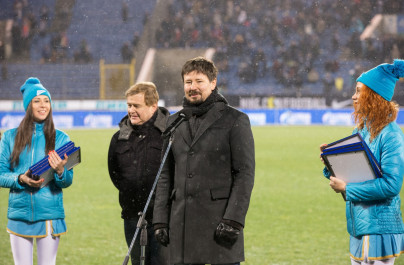 Воспитанники детских домов поддержали «Зенит» на «Петровском»