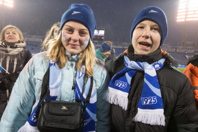 Воспитанники детских домов поддержали «Зенит» на «Петровском»