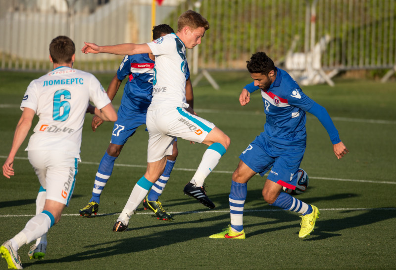 «Аль Шахания» — «Зенит»: фоторепортаж со стадиона «Эспайр»