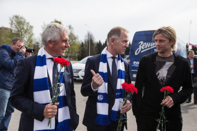 «Зенит» на Пискаревском мемориале