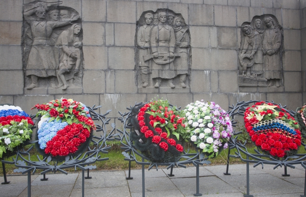«Шальке 04» побывали на Пискаревском Мемориале