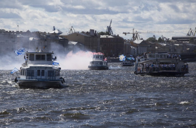Водный проход болельщиков «Зенита» перед матчем «Зенит» — «Терек»
