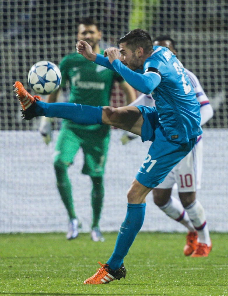 Лига Чемпионов УЕФА 2015/16, «Лион» — «Зенит»