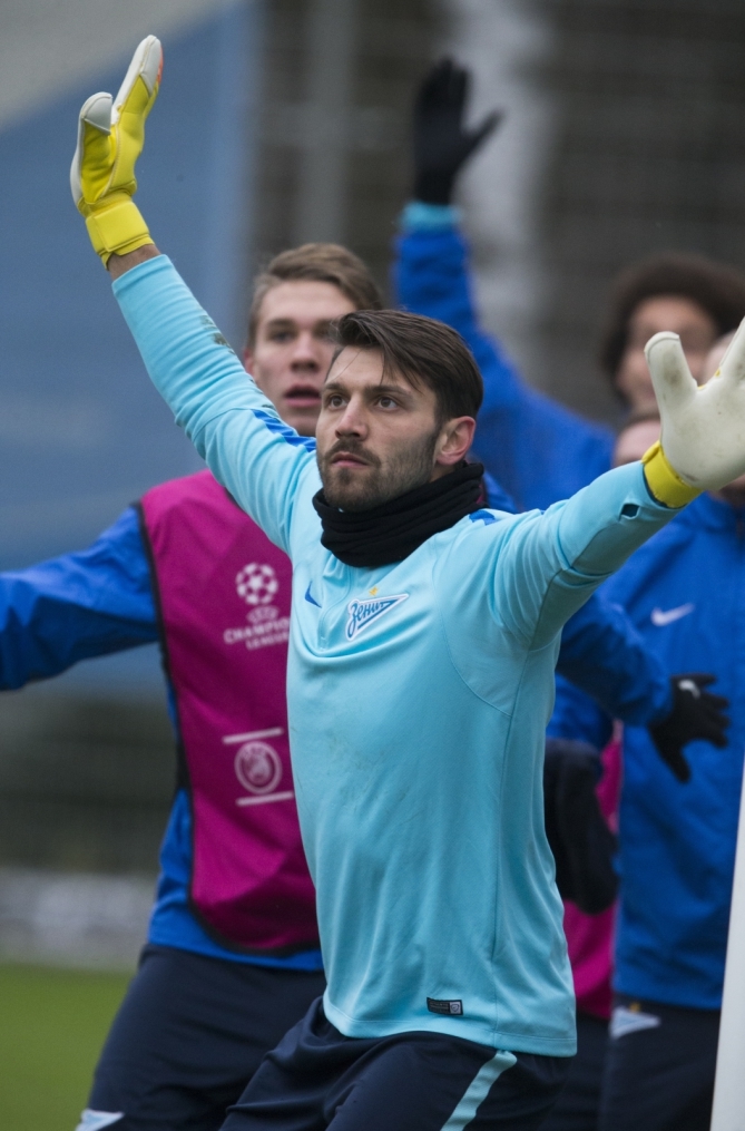 Открытая тренировка «Зенита» перед матчем Лиги Чемпионов УЕФА с «Валенсией»