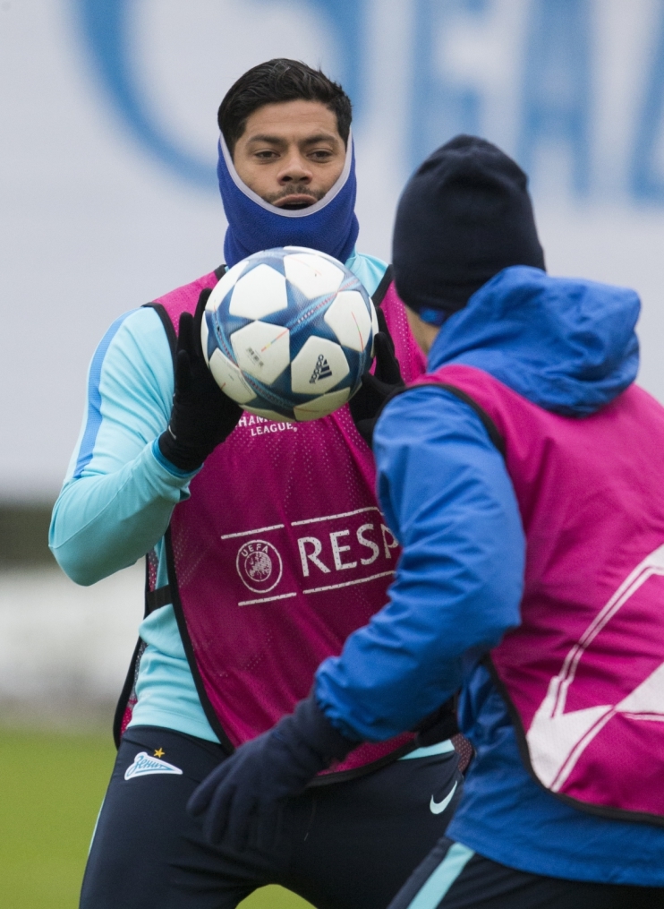 Открытая тренировка «Зенита» перед матчем Лиги Чемпионов УЕФА с «Валенсией»