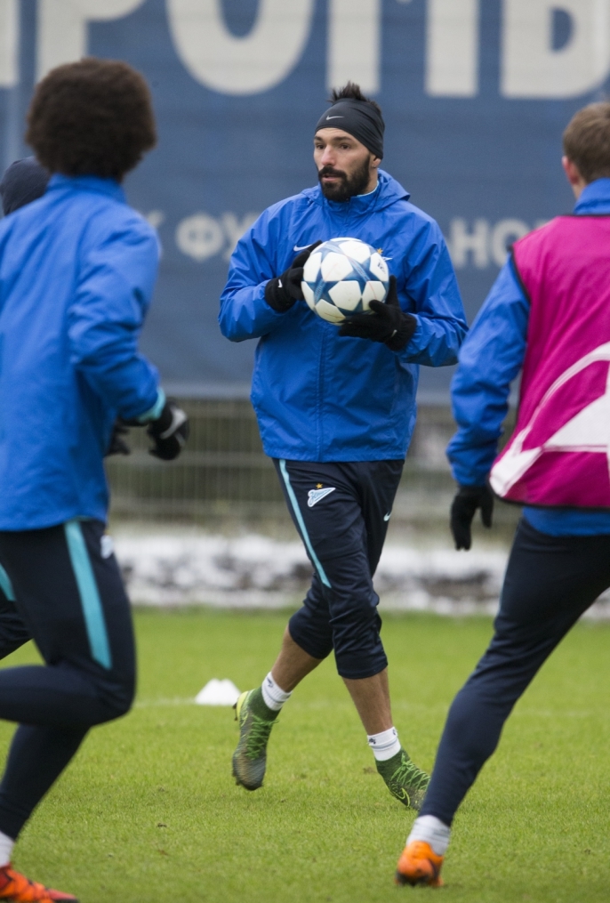 Открытая тренировка «Зенита» перед матчем Лиги Чемпионов УЕФА с «Валенсией»