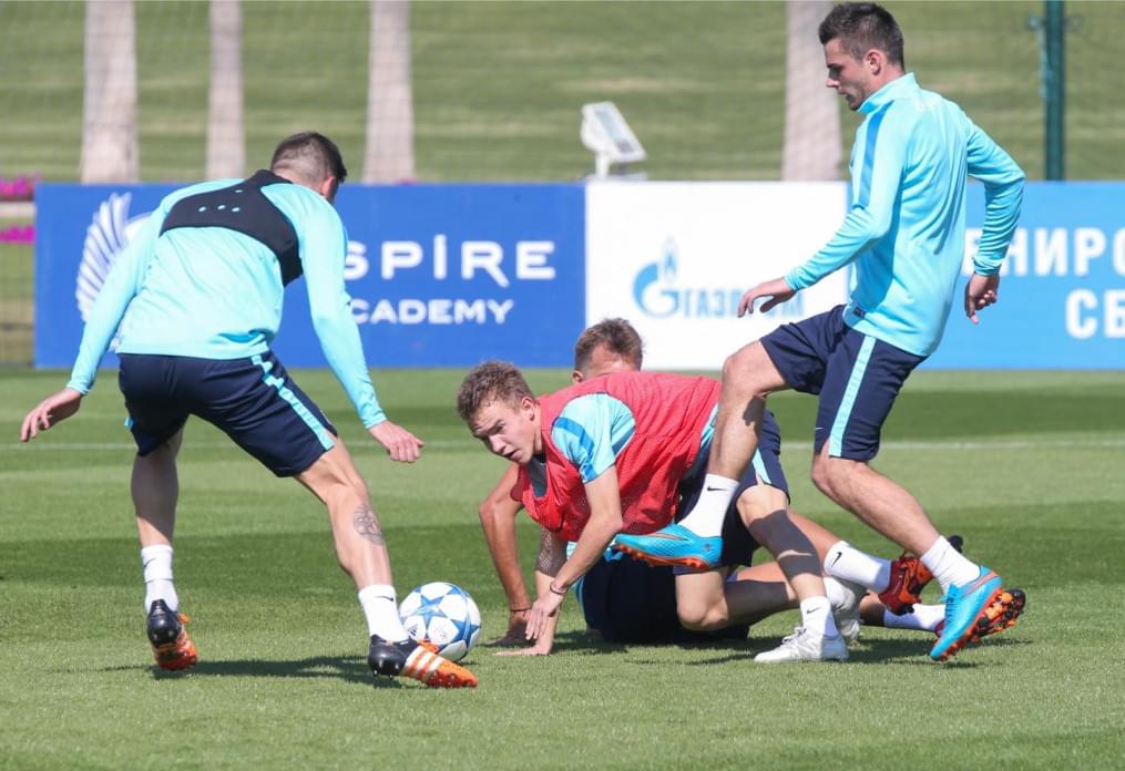 «Газпром»-тренировочные сборы в Дохе: 15 января, утренняя тренировка