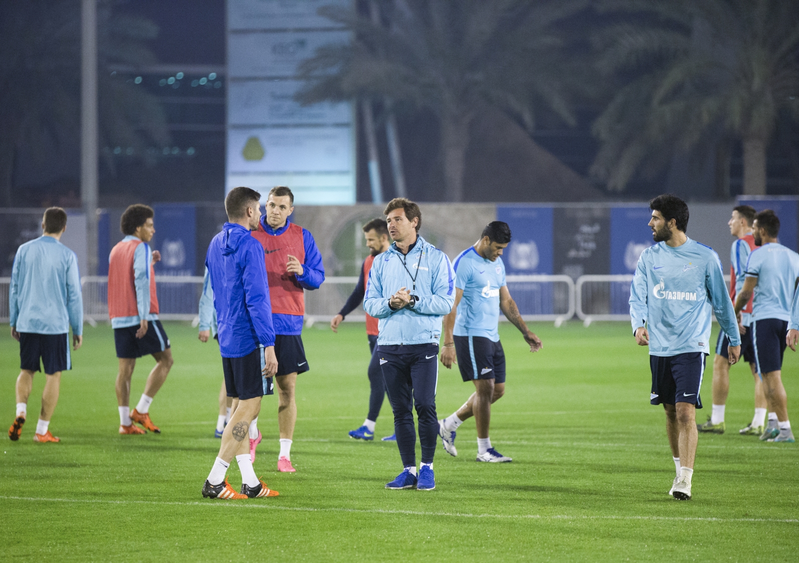 «Газпром»-тренировочные сборы в Дохе: 15 января, вечерняя тренировка