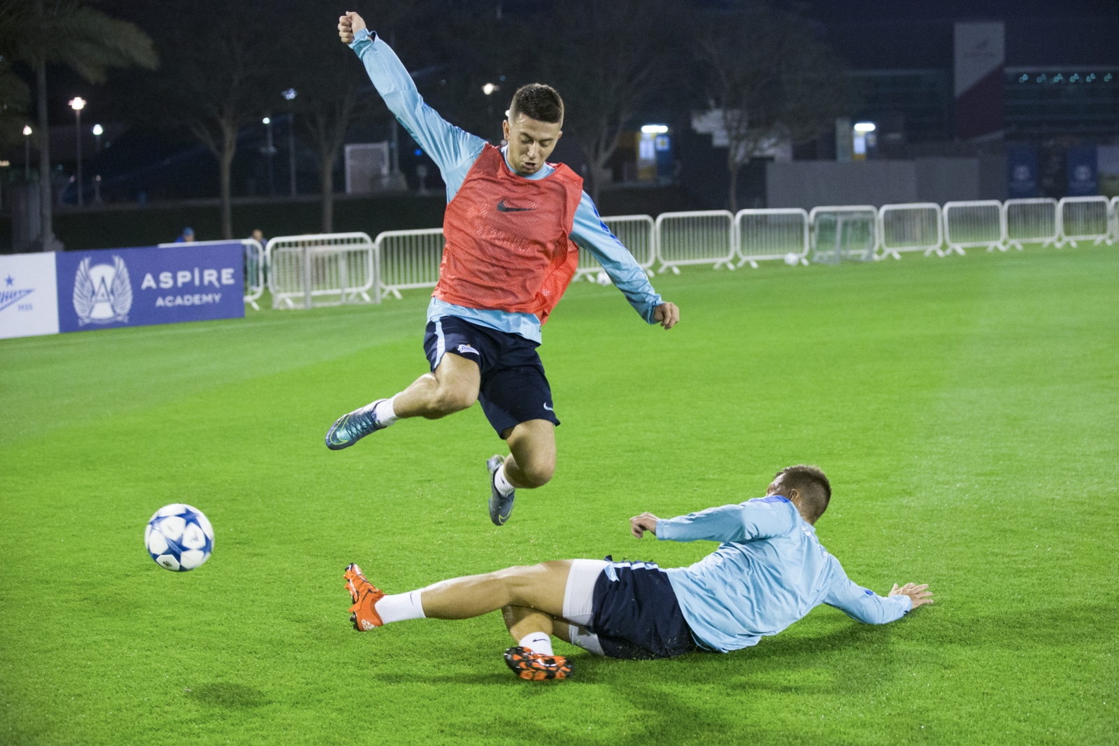 «Газпром»-тренировочные сборы в Дохе: 15 января, вечерняя тренировка
