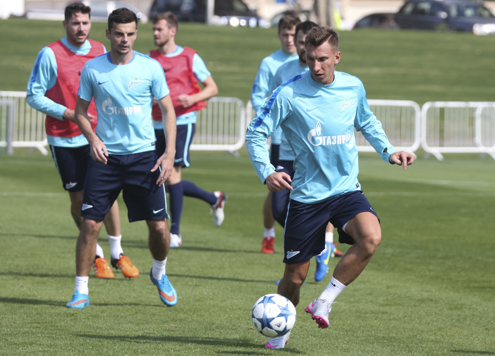 «Газпром»-тренировочные сборы в Дохе: 17 января, утренняя тренировка