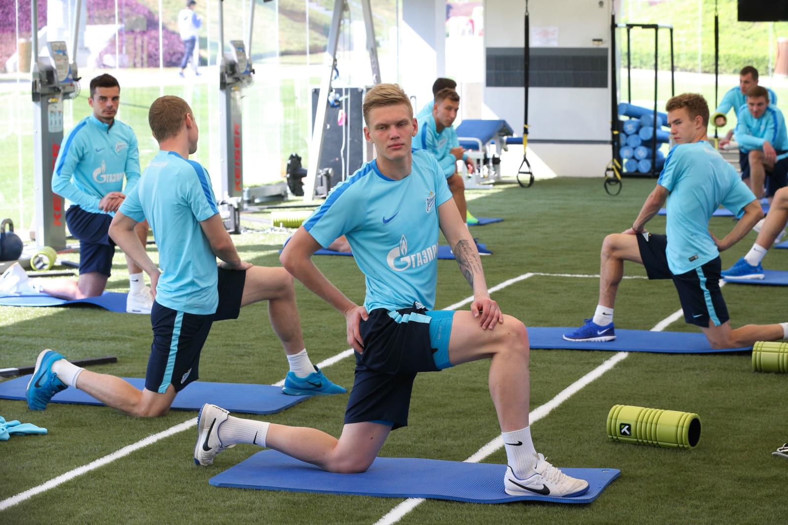 «Газпром»-тренировочные сборы в Дохе: 18 января, утренняя тренировка