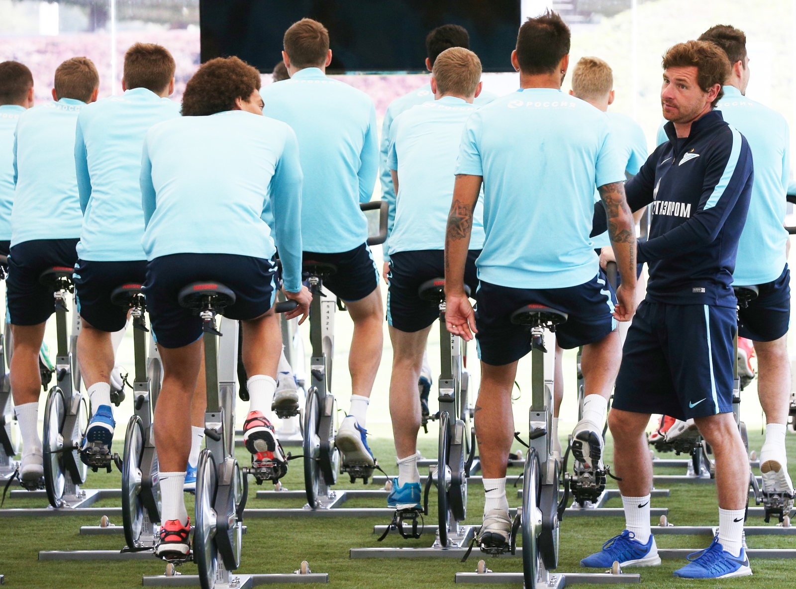 «Газпром»-тренировочные сборы в Дохе: 18 января, утренняя тренировка