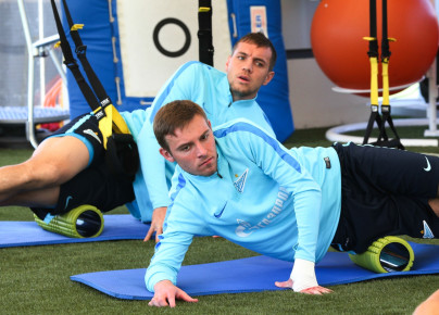 «Газпром»-тренировочные сборы в Дохе: 18 января, утренняя тренировка