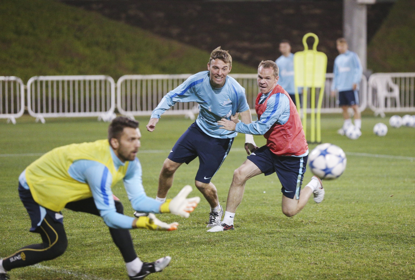 «Газпром»-тренировочные сборы в Дохе: 19 января, вечерняя тренировка