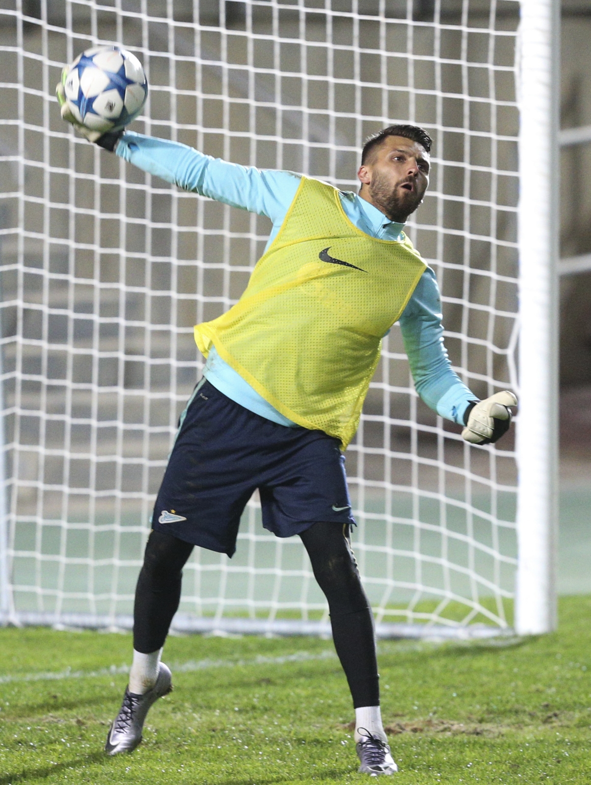 Второй «Газпром»-тренировочный сбор в Фару: 27 января, вечерняя тренировка