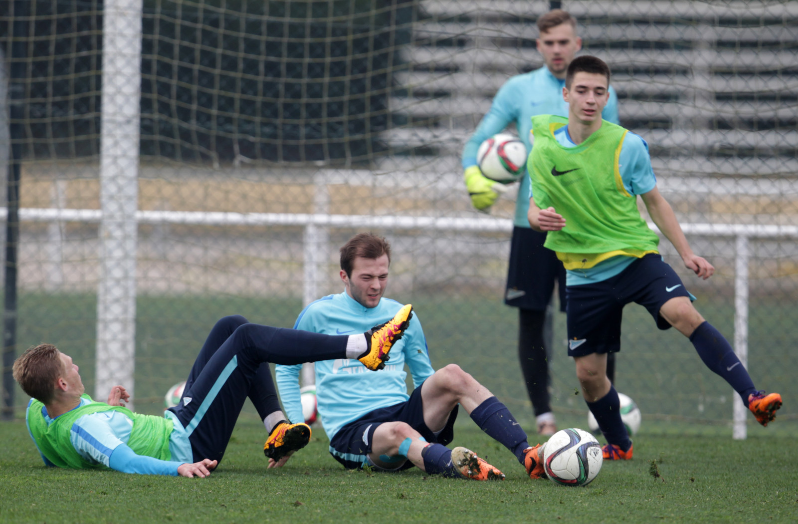 Тренировка «Зенита»-м на сборе в Испании 28 января 2016 года