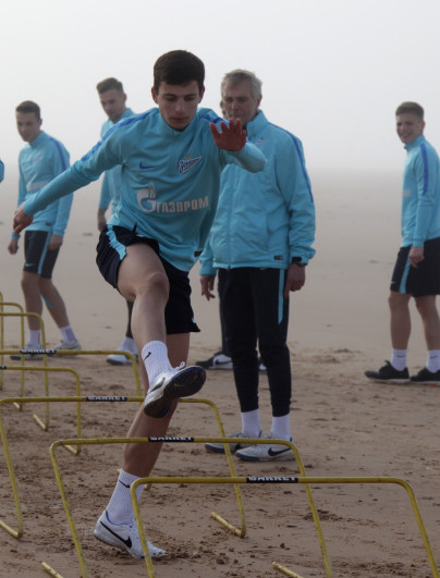 Тренировка «Зенита»-м на сборе в Испании 28 января 2016 года