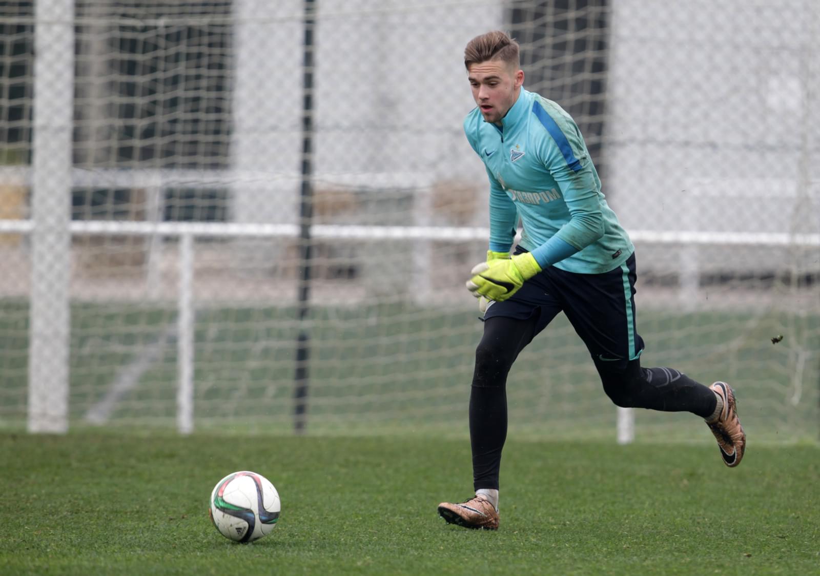 Тренировка «Зенита»-м на сборе в Испании 28 января 2016 года