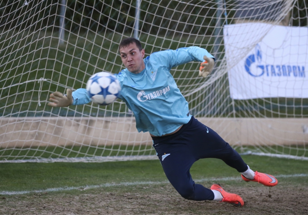 «Газпром»-тренировочный сбор в Фару: 29 января, вечерняя тренировка