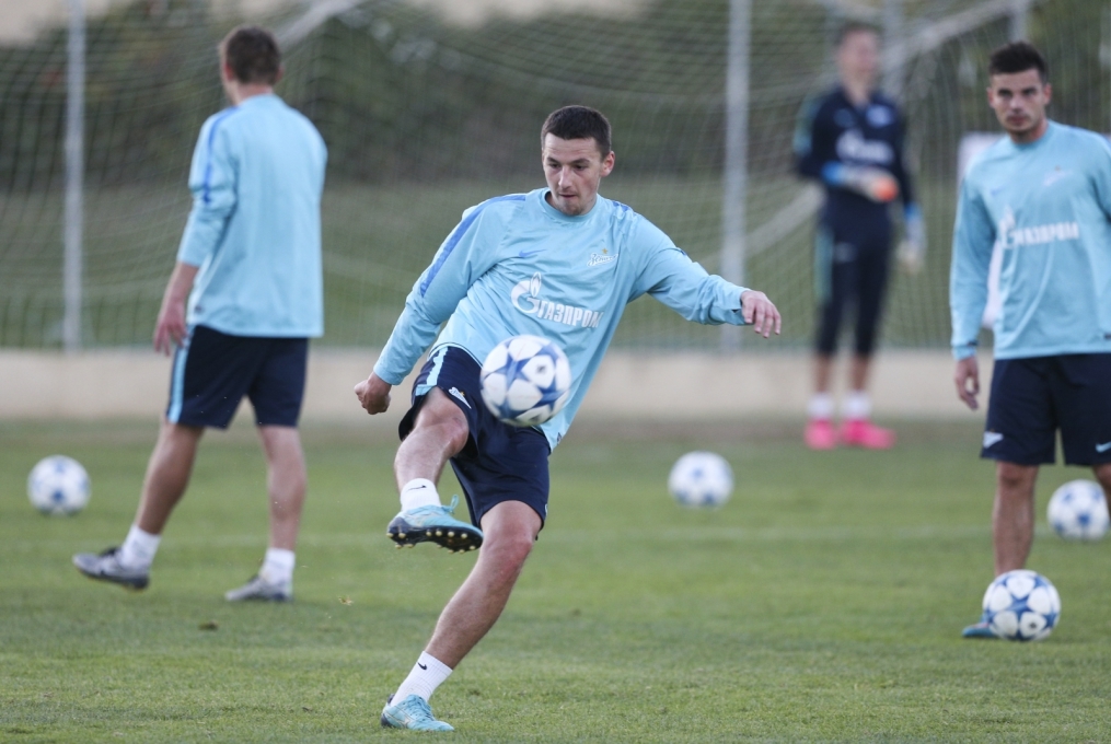 «Газпром»-тренировочный сбор в Фару: 29 января, вечерняя тренировка