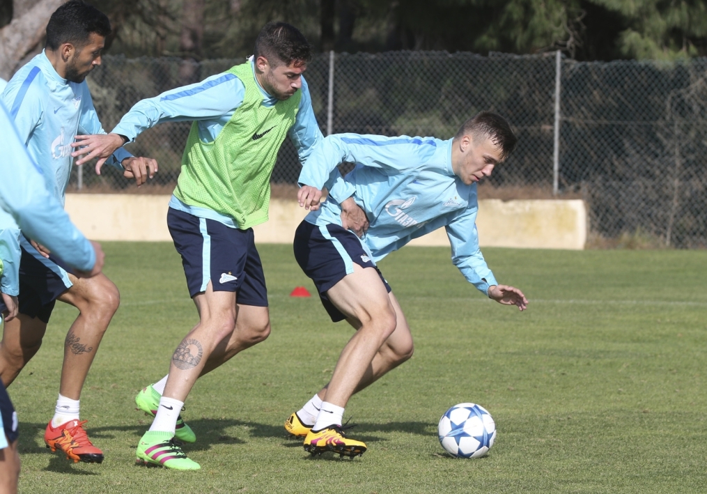 «Газпром»-тренировочный сбор в Фару: 6 февраля, утренняя тренировка