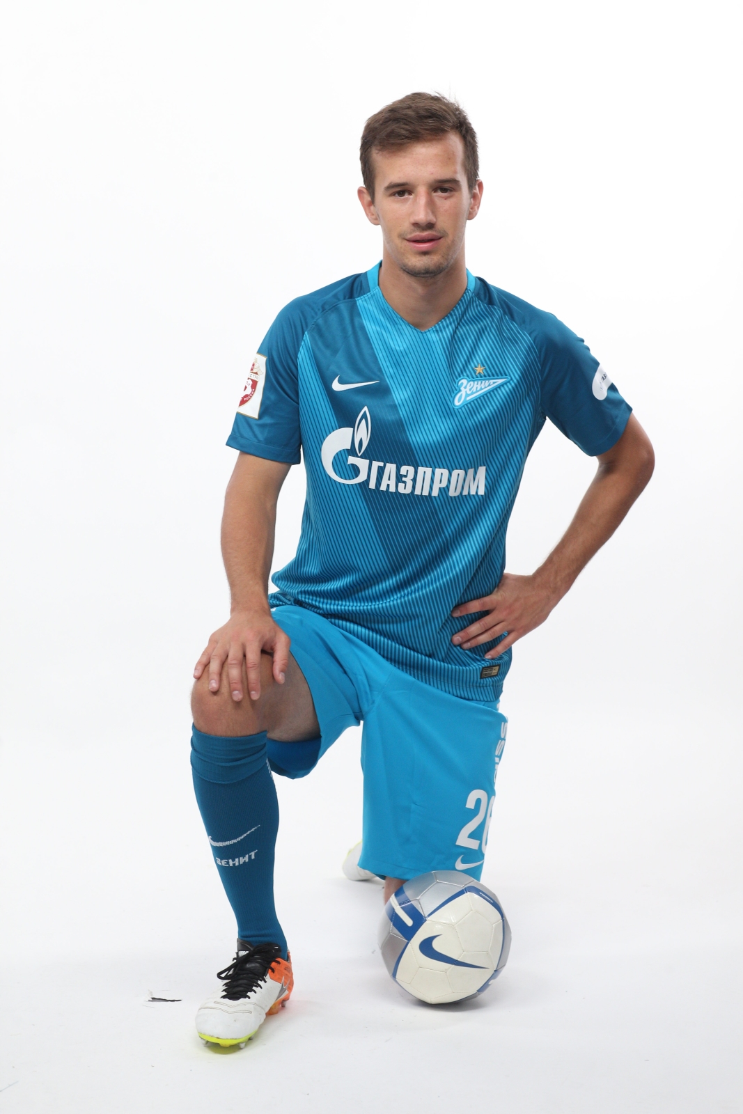 Фотосессия футболистов и тренеров основного состава ФК «Зенит» сезона 2016/2017