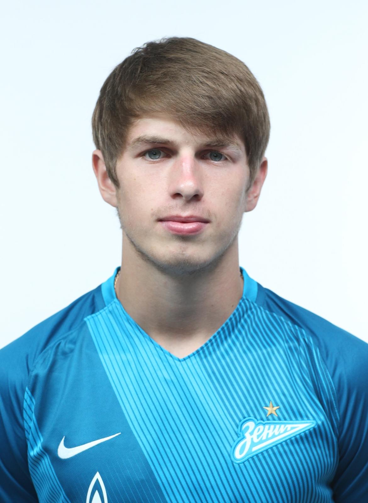 Фотосессия футболистов и тренеров основного состава ФК «Зенит» сезона 2016/2017