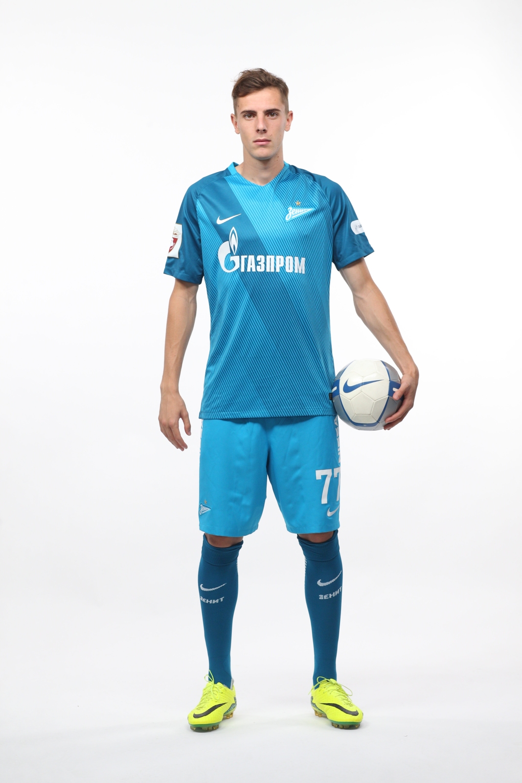 Фотосессия футболистов и тренеров основного состава ФК «Зенит» сезона 2016/2017