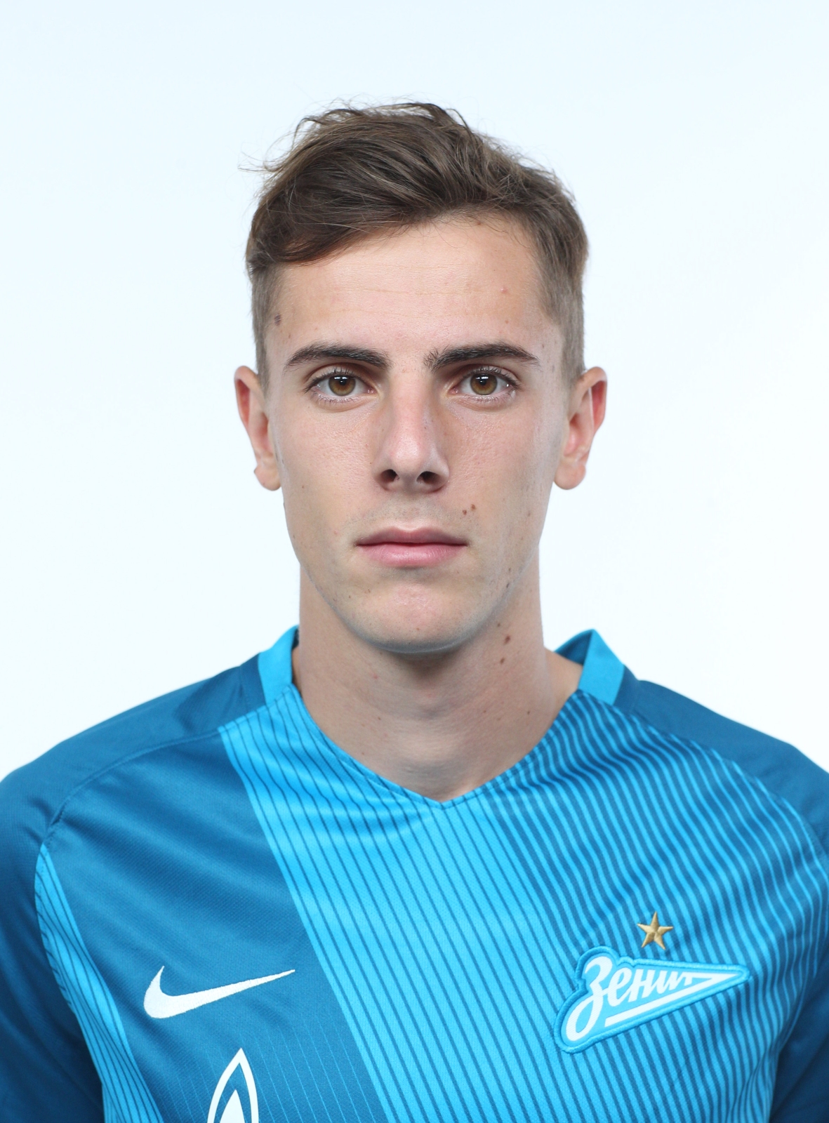 Фотосессия футболистов и тренеров основного состава ФК «Зенит» сезона 2016/2017