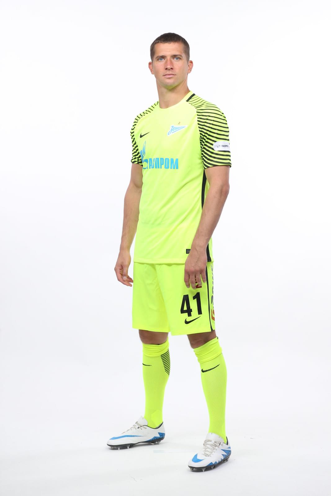 Фотосессия футболистов и тренеров основного состава ФК «Зенит» сезона 2016/2017