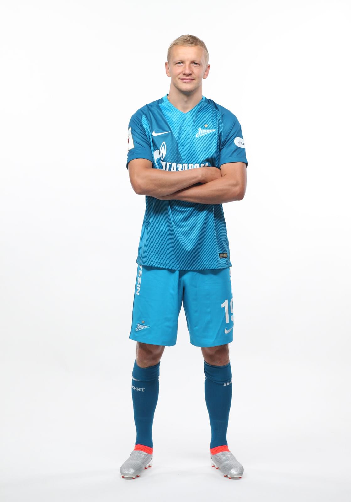 Фотосессия футболистов и тренеров основного состава ФК «Зенит» сезона 2016/2017