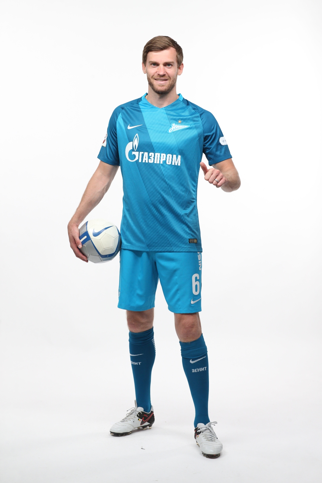 Фотосессия футболистов и тренеров основного состава ФК «Зенит» сезона 2016/2017