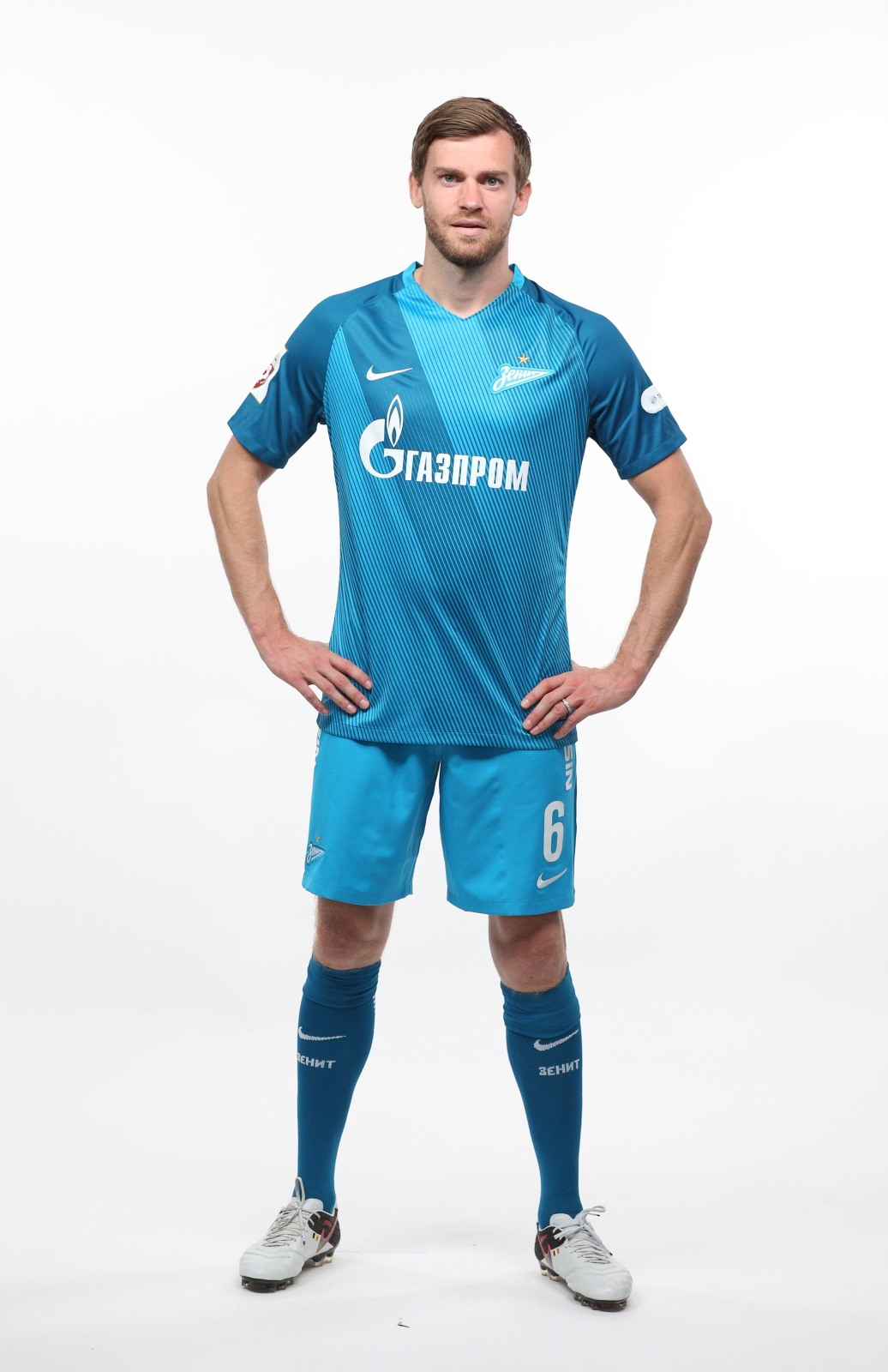 Фотосессия футболистов и тренеров основного состава ФК «Зенит» сезона 2016/2017