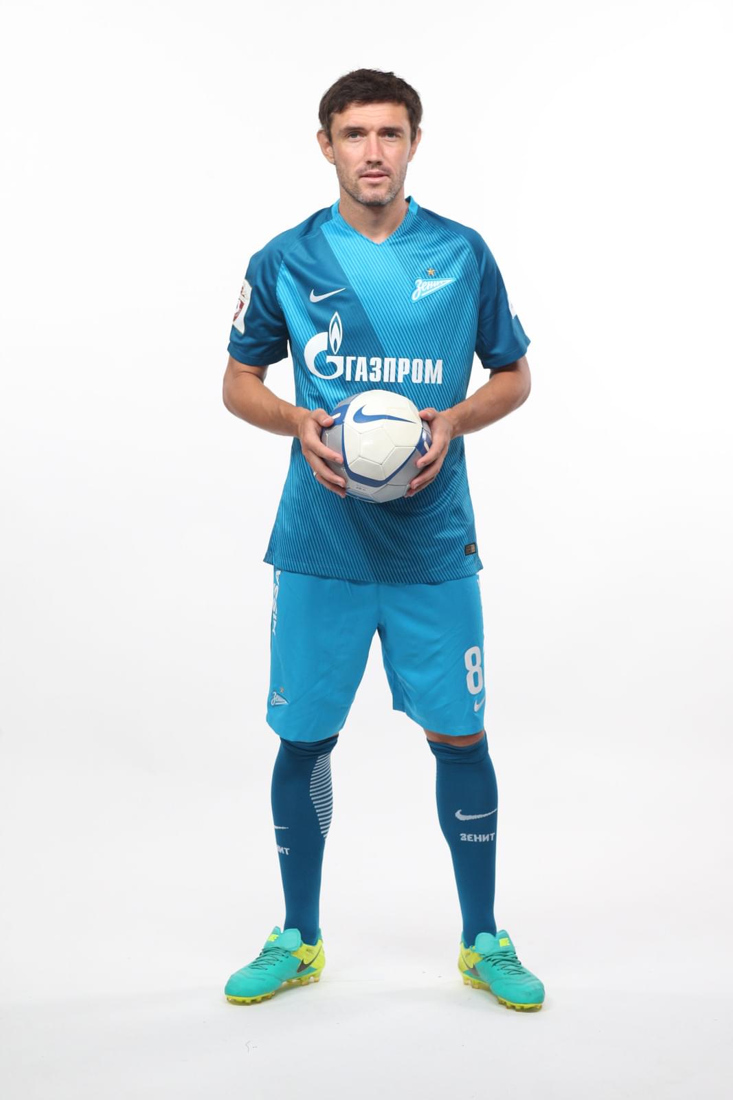 Фотосессия футболистов и тренеров основного состава ФК «Зенит» сезона 2016/2017