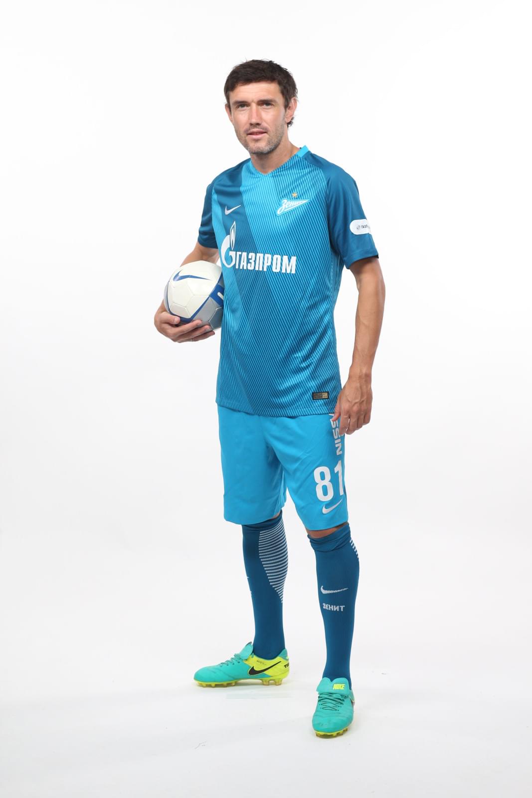 Фотосессия футболистов и тренеров основного состава ФК «Зенит» сезона 2016/2017