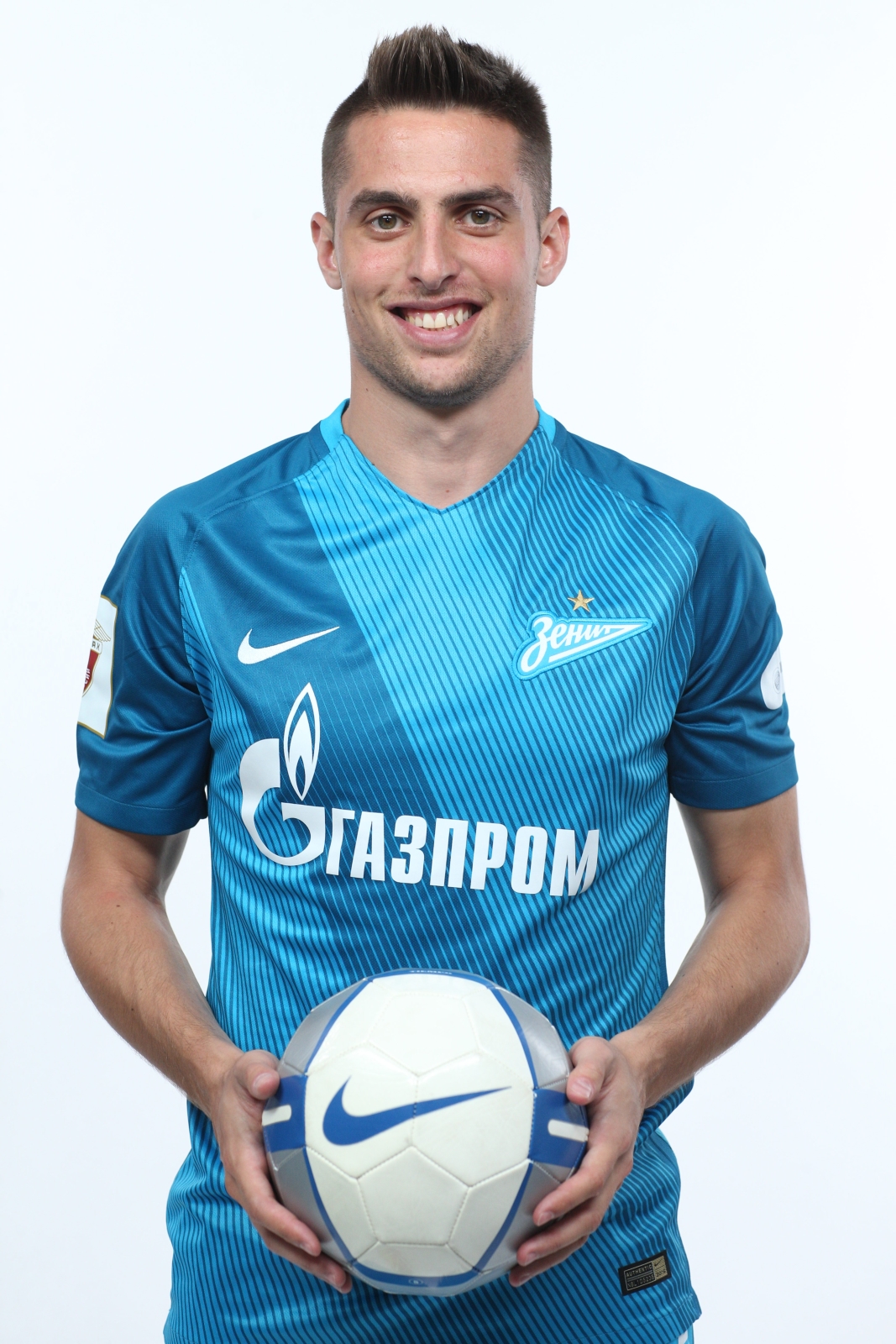 Фотосессия футболистов и тренеров основного состава ФК «Зенит» сезона 2016/2017