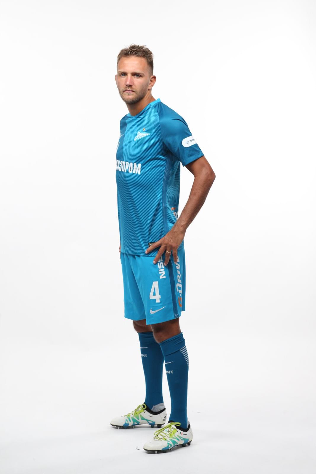 Фотосессия футболистов и тренеров основного состава ФК «Зенит» сезона 2016/2017