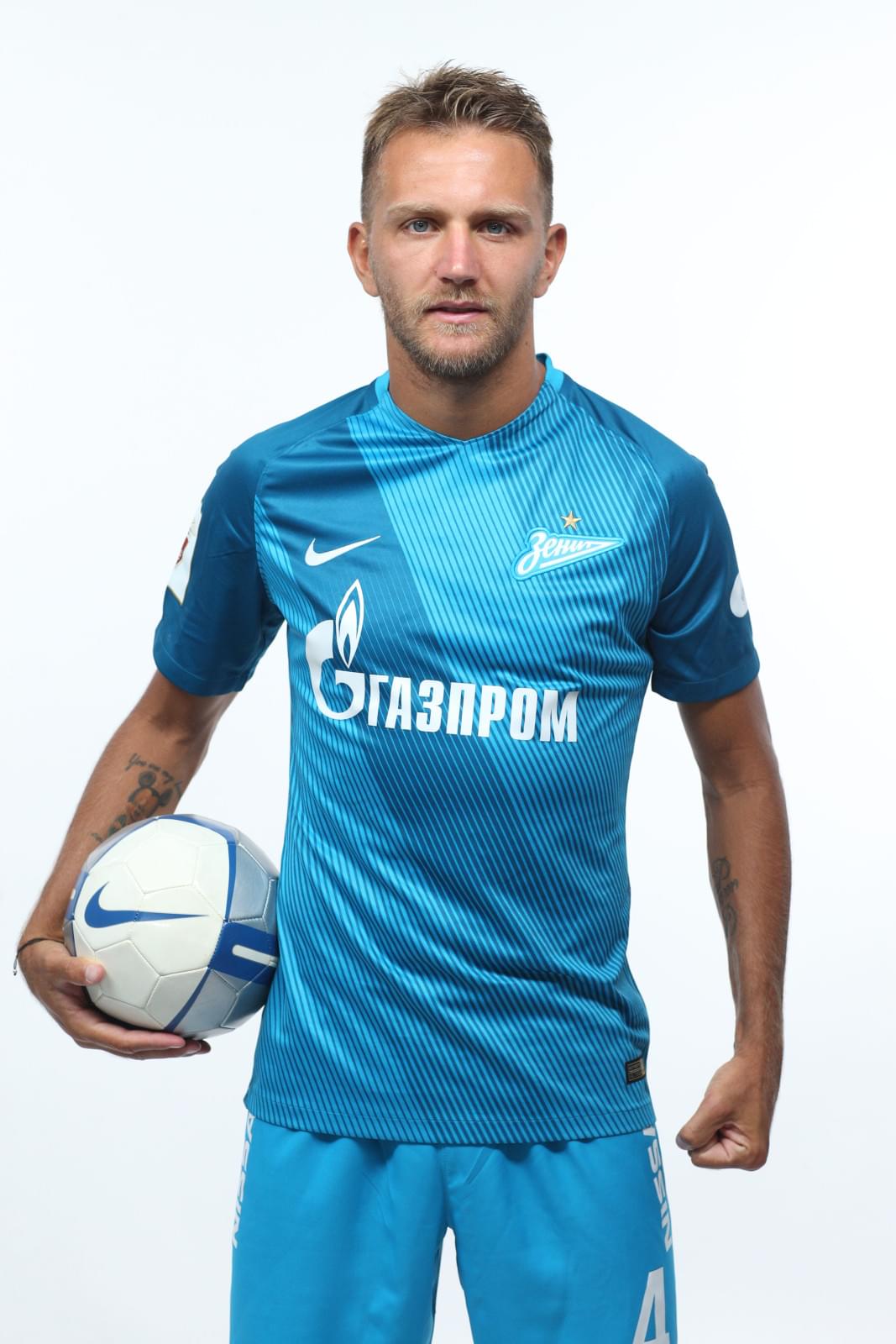 Фотосессия футболистов и тренеров основного состава ФК «Зенит» сезона 2016/2017