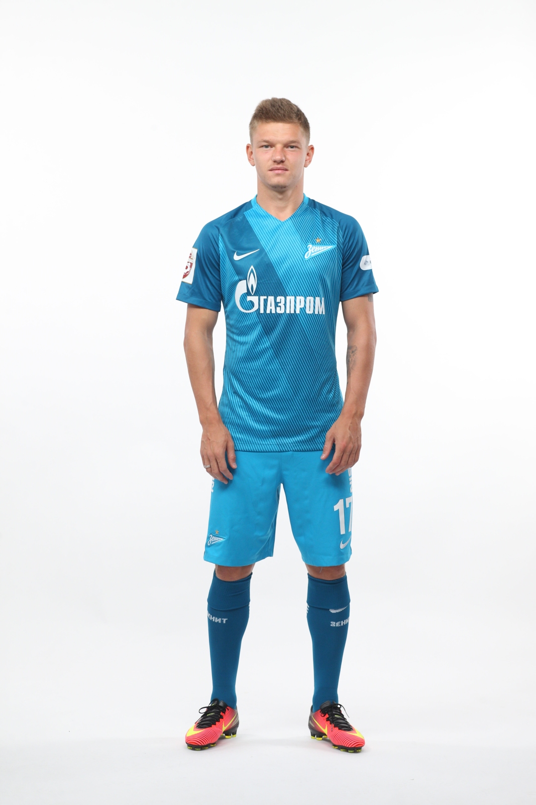 Фотосессия футболистов и тренеров основного состава ФК «Зенит» сезона 2016/2017